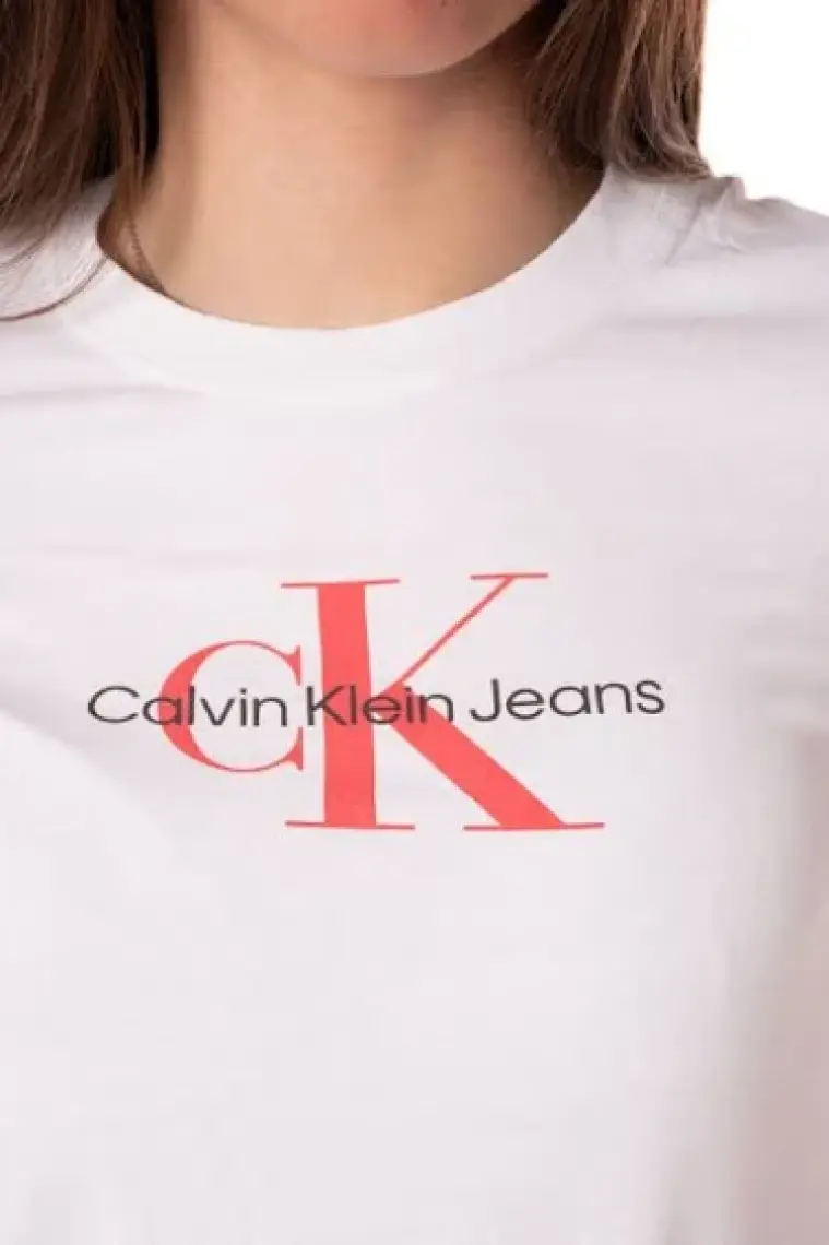 Calvin Klein Jeans Bisiklet Yaka Baskılı Siyah Kadın T-Shirt J20J223272BEH