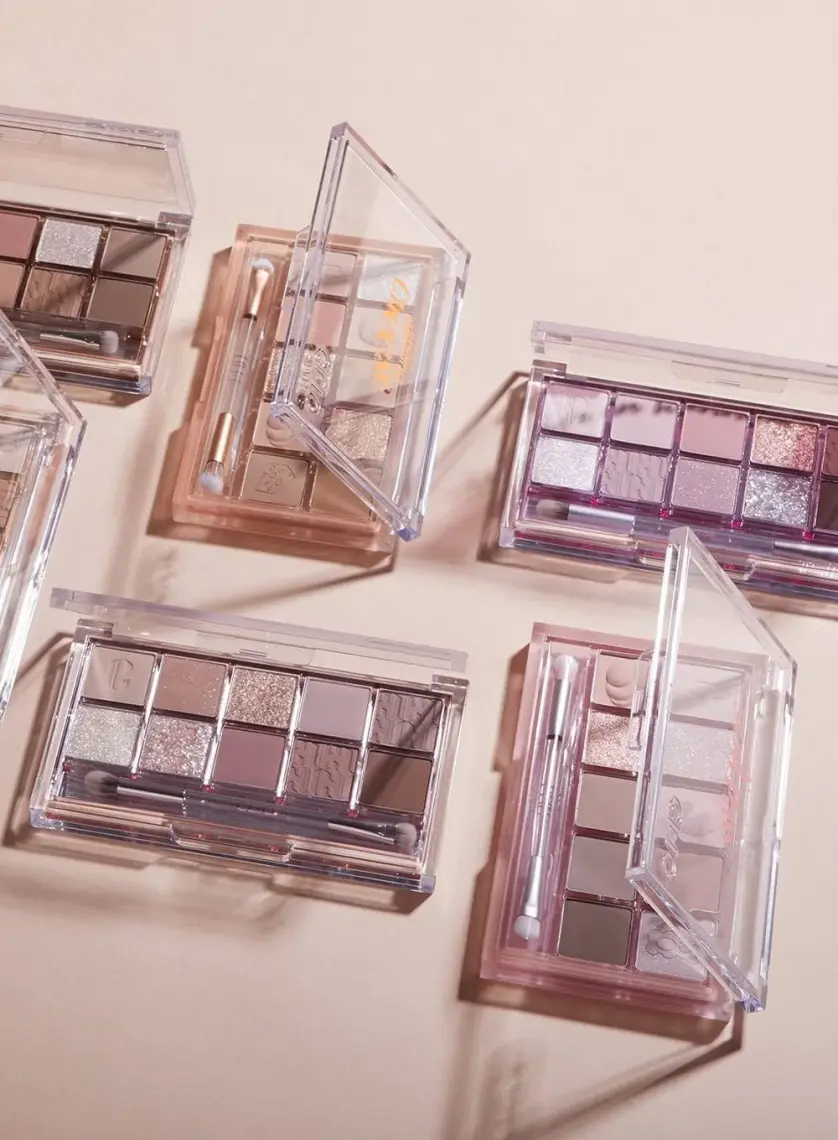 Clio Göz Alıcı Renklerde, Yoğun Pigmentli Far Paleti CLIO Pro Eye Palette (14 Atelier in Hannam)