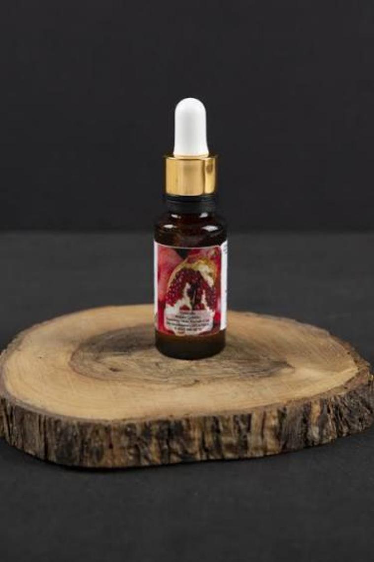 Çalıkoğlu Bitkisel Ürünler Nar Çekirdeği Yağı 20 ml (Siyah Damlalıklı)