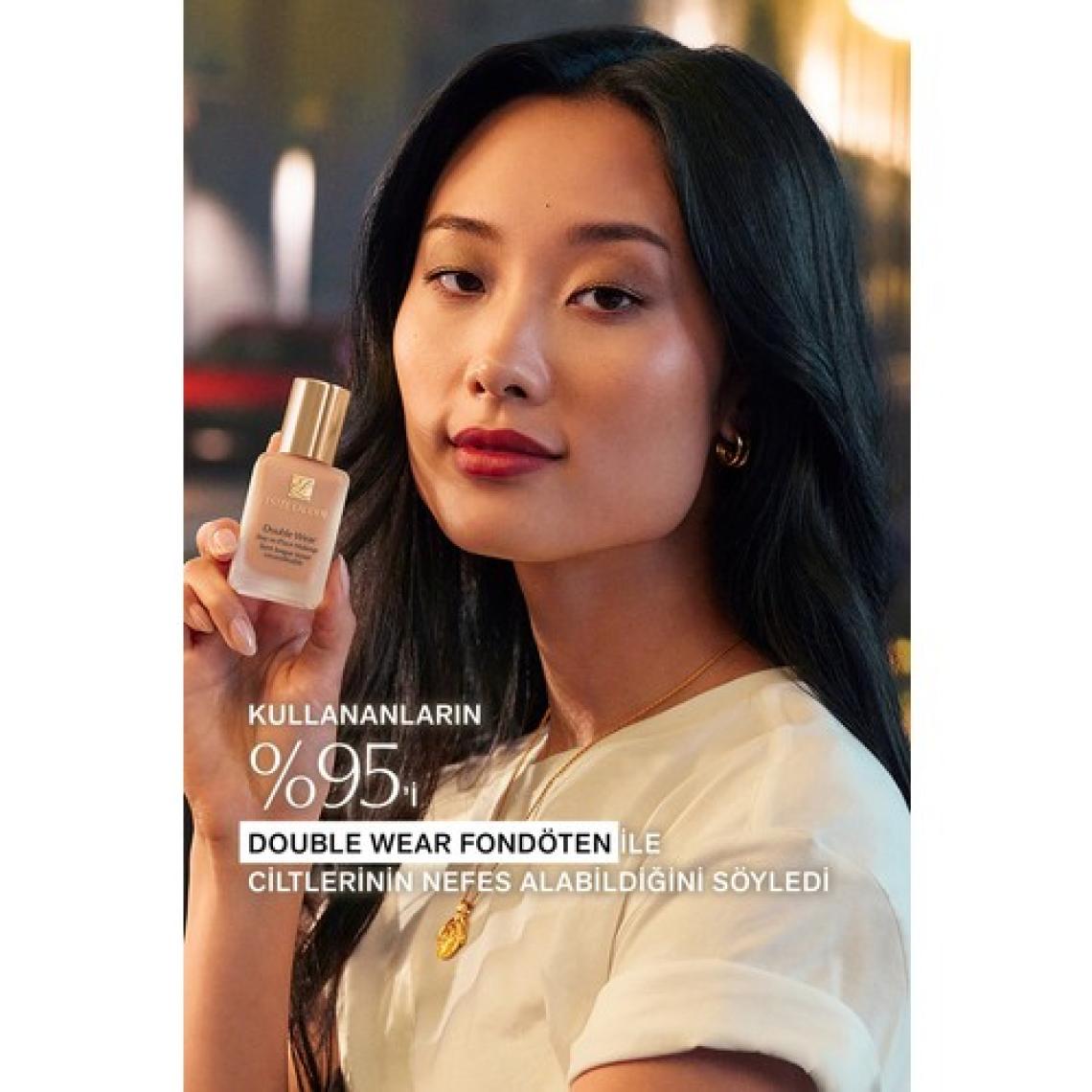Estee Lauder Doğal ve Mat Bitişli - Double Wear Stay-in-Place Fondöten SPF 10 ( 2N2 Buff ) - 30 ml