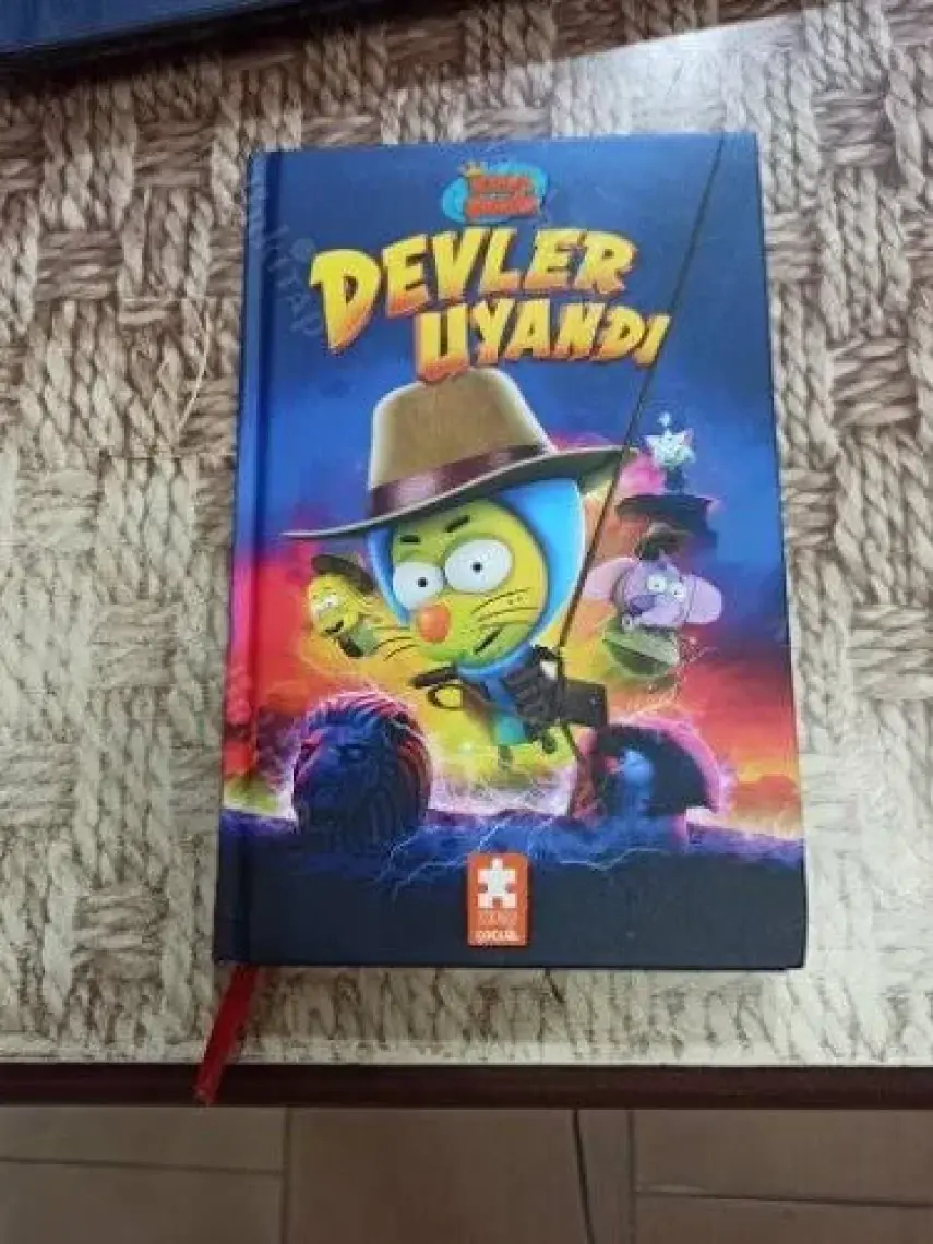 Kral Şakir - Devler Uyandı - Varol Yaşaroğlu