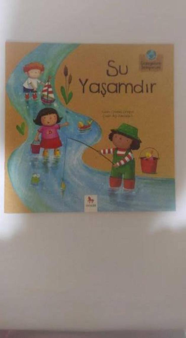 Gezegenimi Seviyorum: Su Yaşamdır-Charles Ghigna