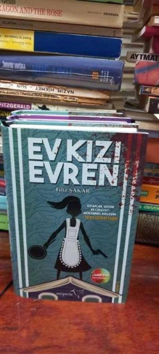 Ev Kızı Evren - Filiz Şakar