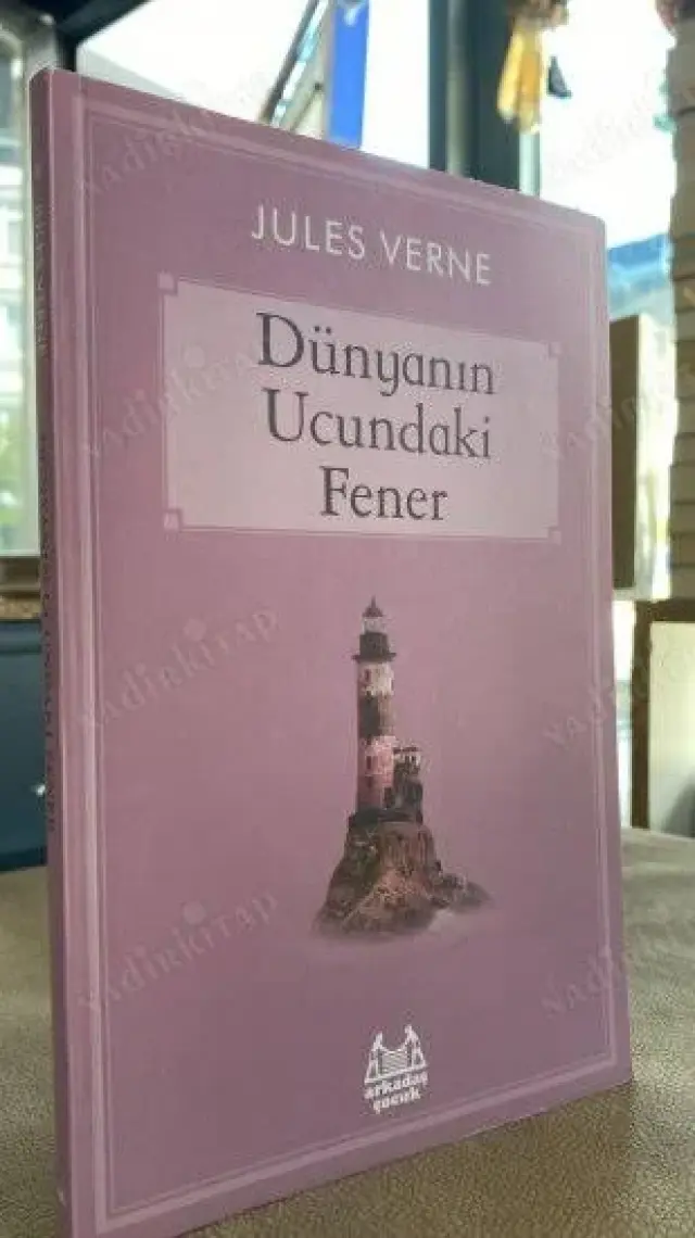 Dünyanın Ucundaki Fener - Jules Verne