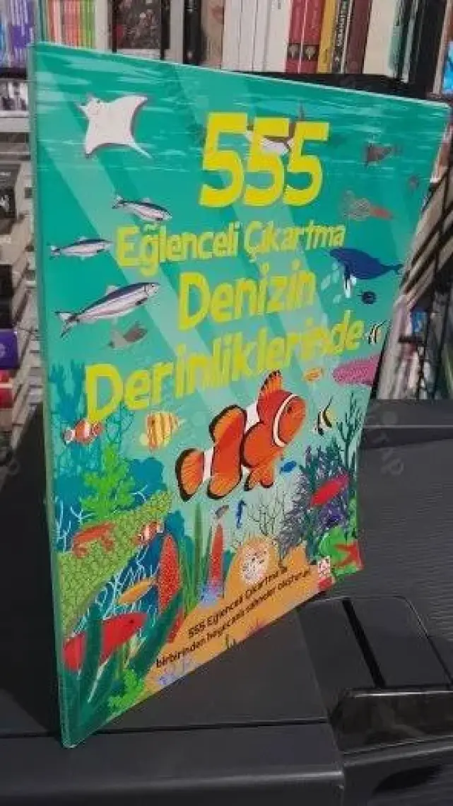 555 Eğlenceli Çıkartma - Denizin Derinliklerinde