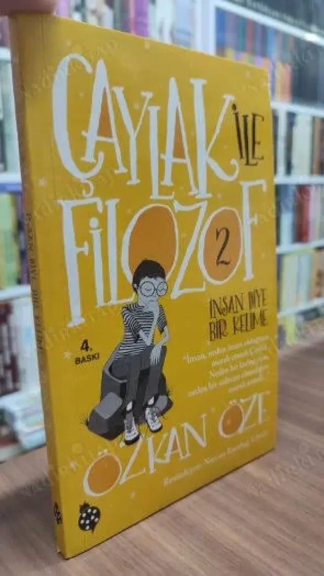 Çaylak İle Filozof - 2 / İnsan Diye Bir Kelime - Özkan Öze