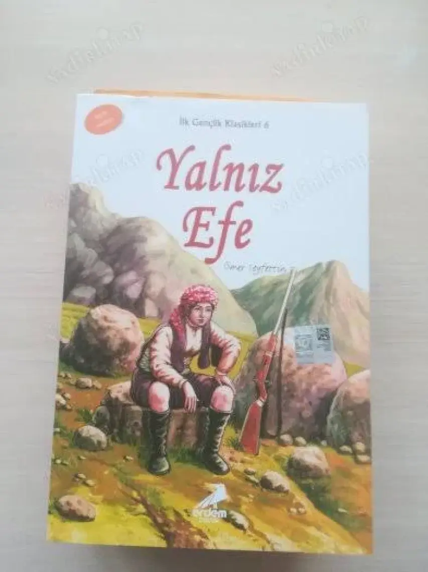 Yalnız Efe