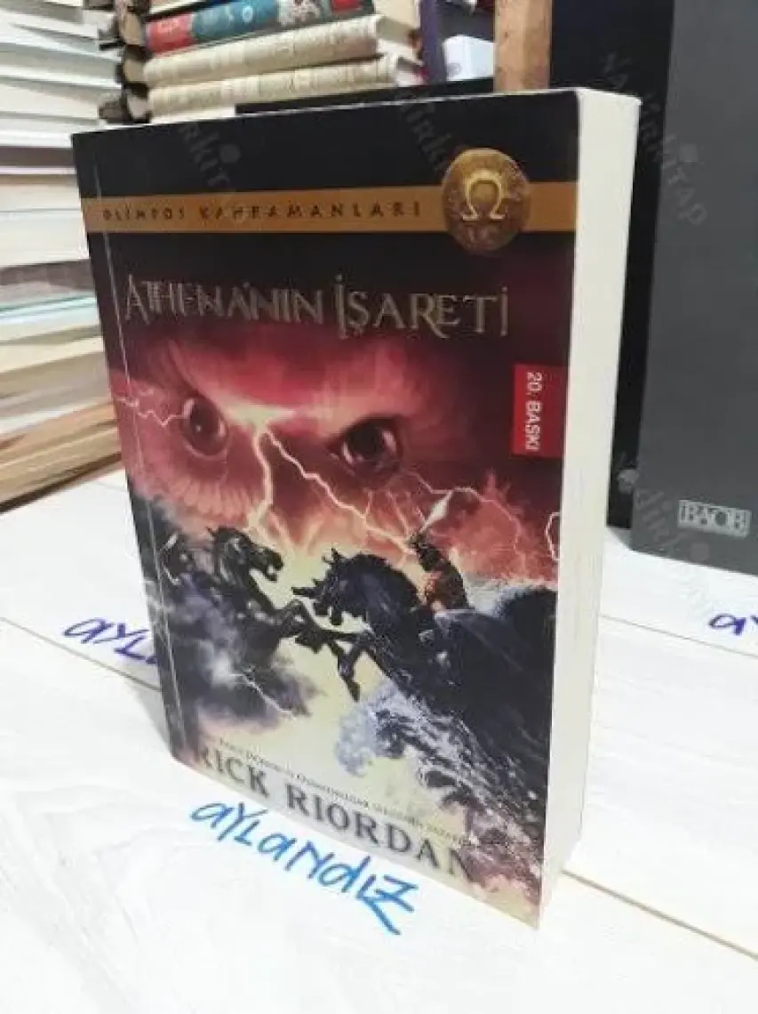 Athena'nın İşareti - Rick Riordan