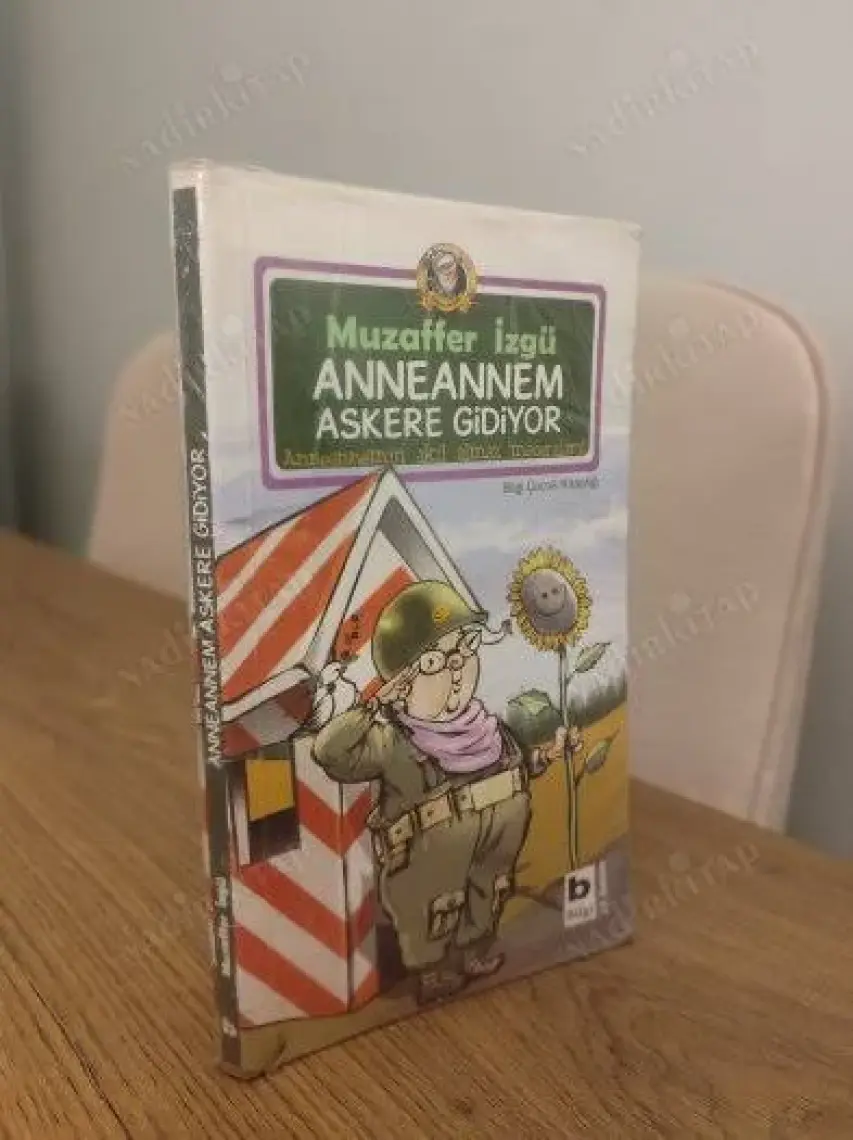 Bilgi Kitap Muzaffer İzgü - Anneannem Askere Gidiyor
