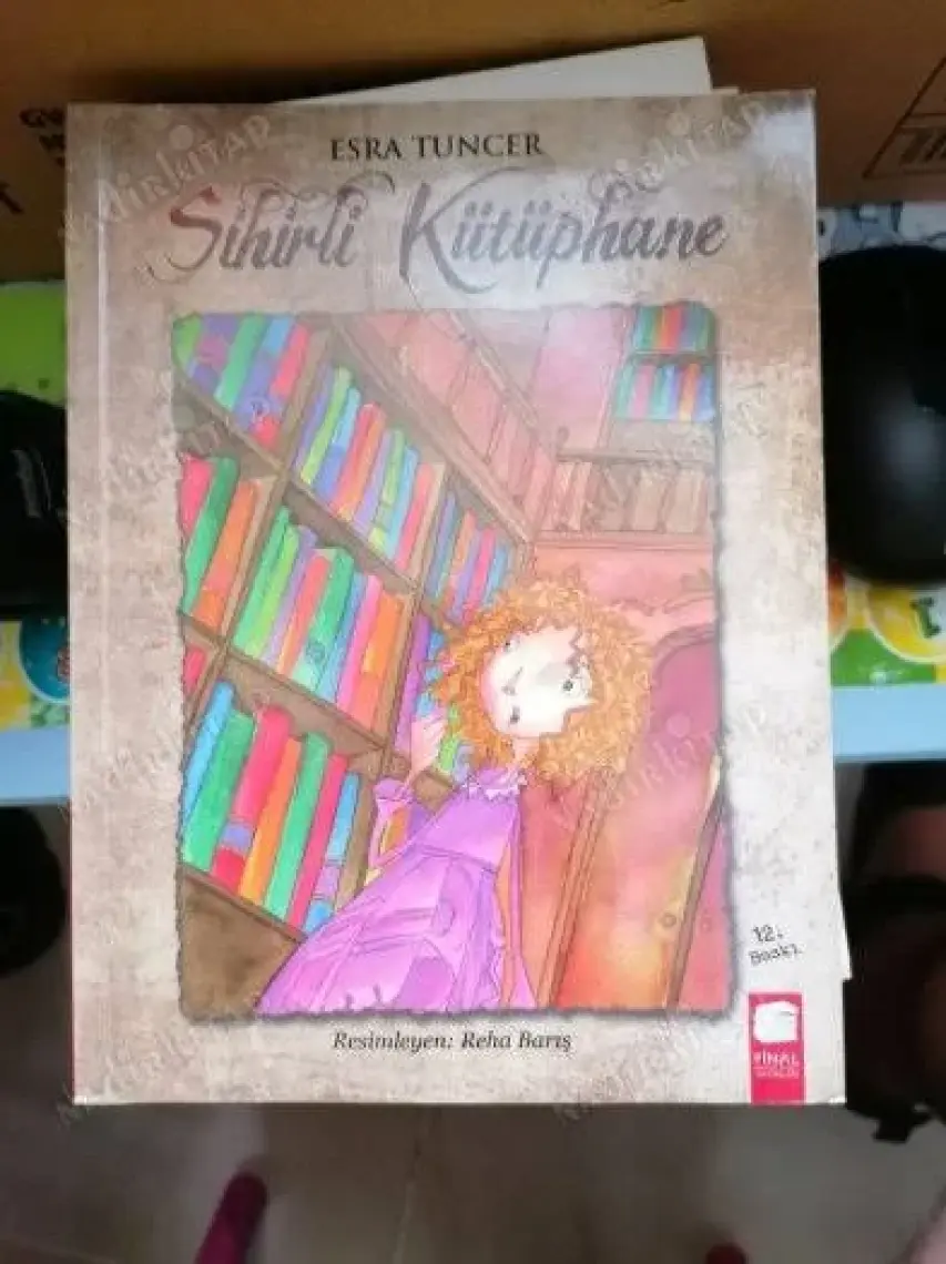 Sihirli Kütüphane-Esra Tuncer