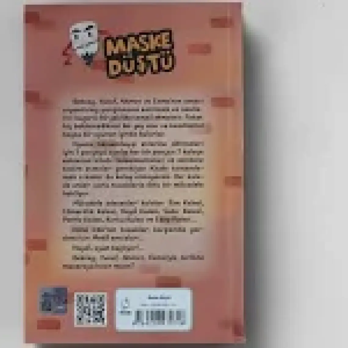 Maske Düştü - Yunus Meşe
