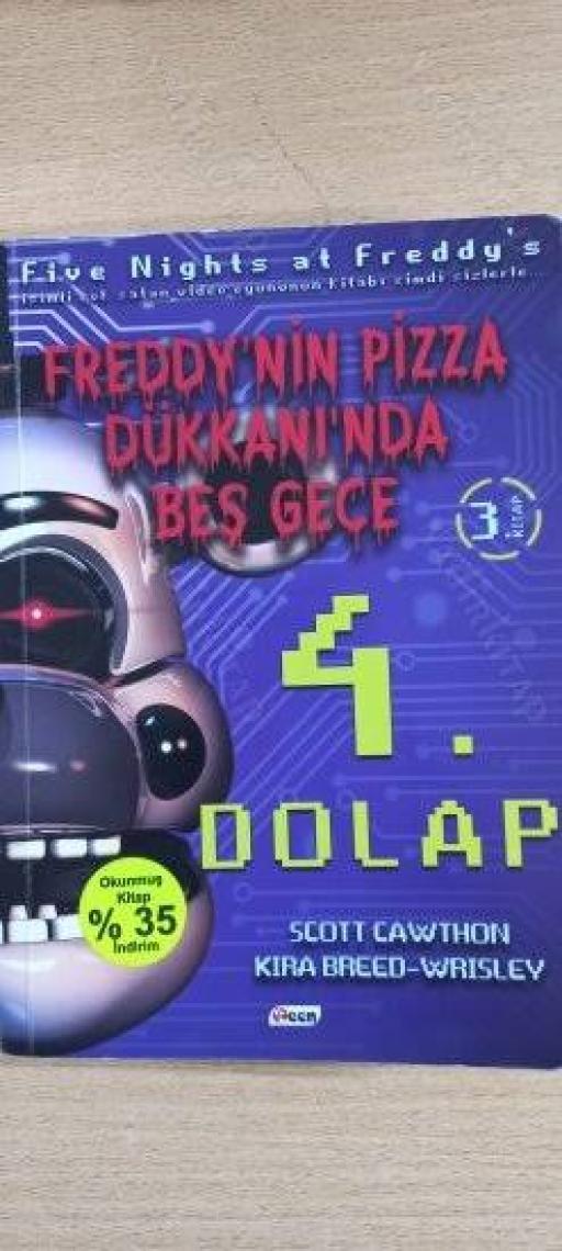 Freddy'nin Pizza Dükkanı'nda Beş Gece - 4. Dolap (3. Kitap)