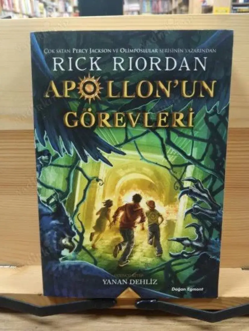Apollon’un Görevleri 3 - Yanan Dehliz - Rick Riordan