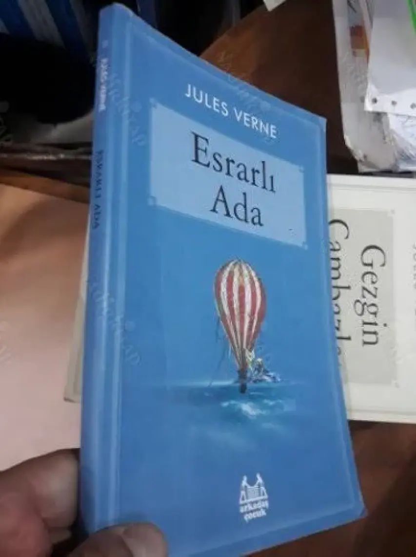 Esrarlı Ada - Jules Verne