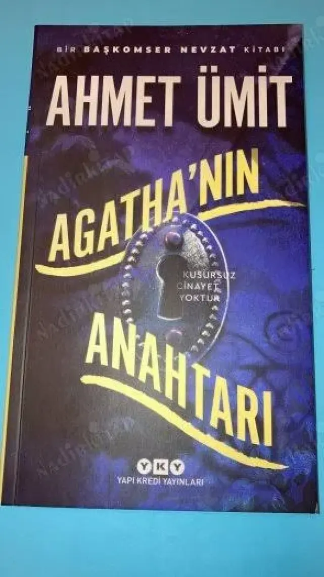 Agatha'nın Anahtarı - Ahmet Ümit