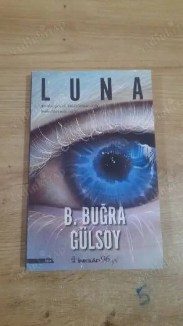 Luna - Buğra Gülsoy