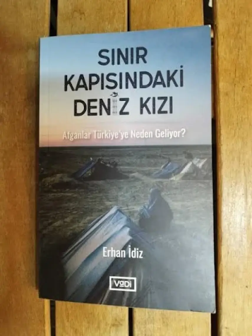 Sınır Kapısındaki Deniz Kızı
