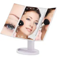 Land of Myth 24 LED Işıklı Makyaj Aynası, 1X-2X-3X+10X Hd Zoom, 3 Panel, Katlanabilir, Dokunmatik Sensörlü (Beyaz)
