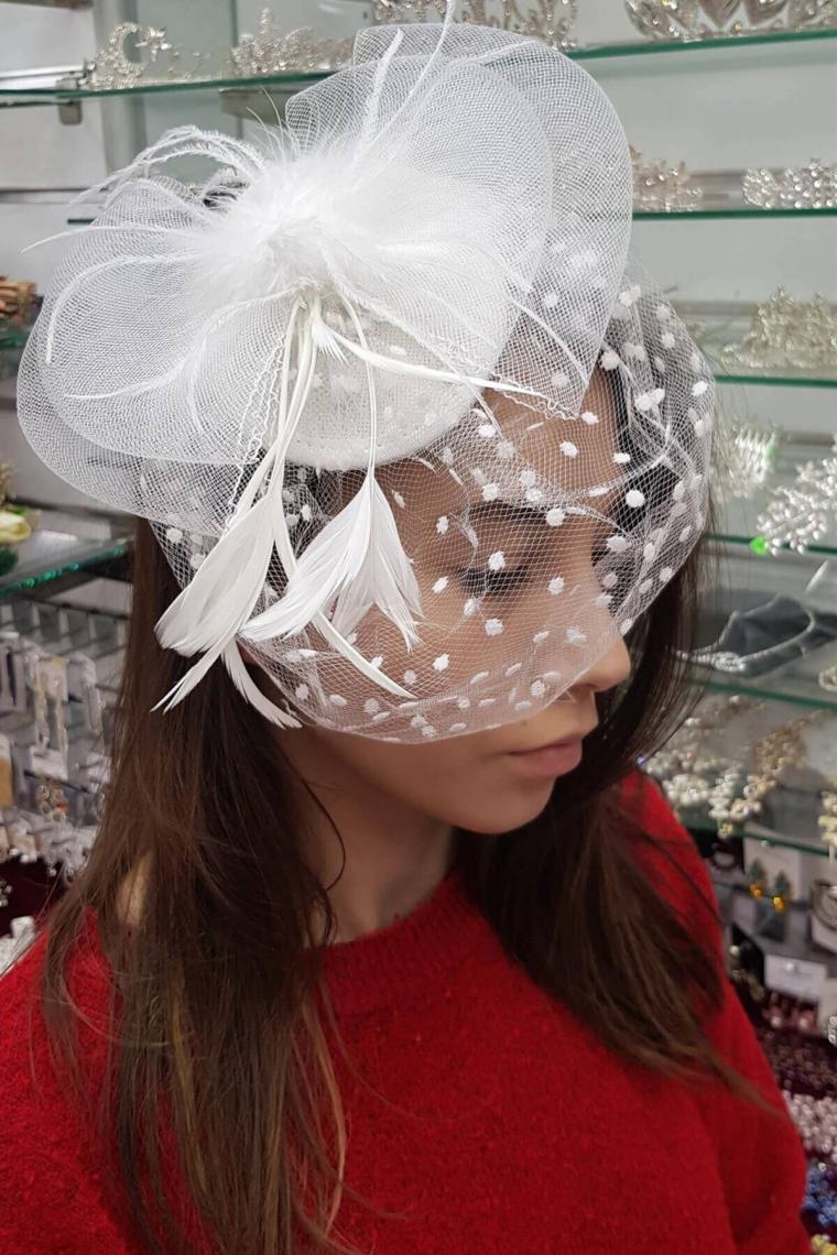 Beyaz Puantiyeli Violet Nikah Şapkası