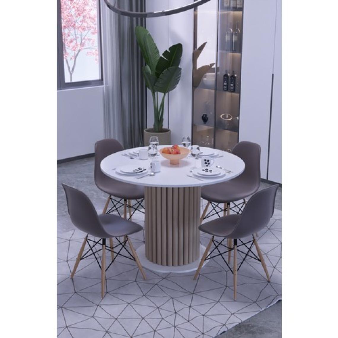 Moka Park AVM Antoryum Yuvarlak Yemek Masası Dekoratif