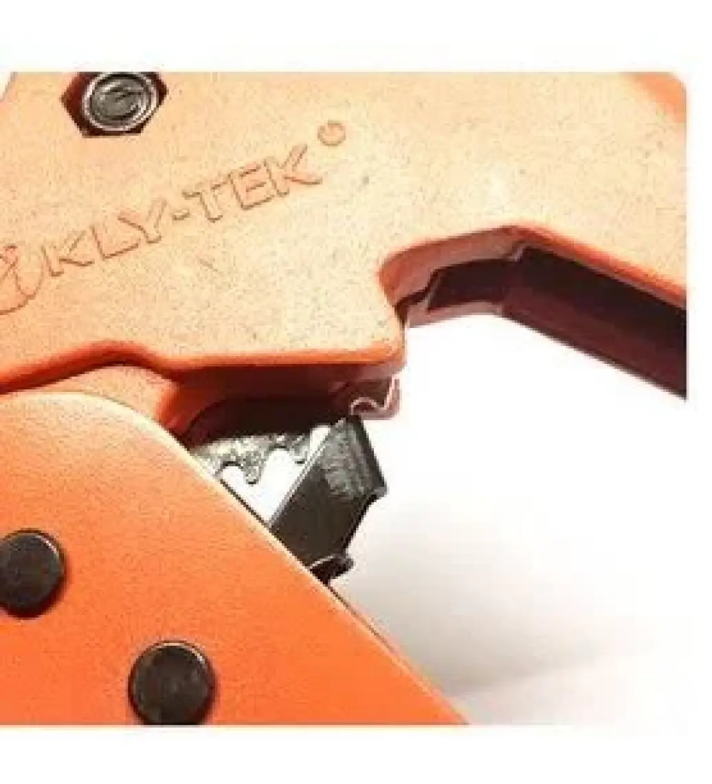 Apaz Plastik Boru Kesme Makası 42 Mm
