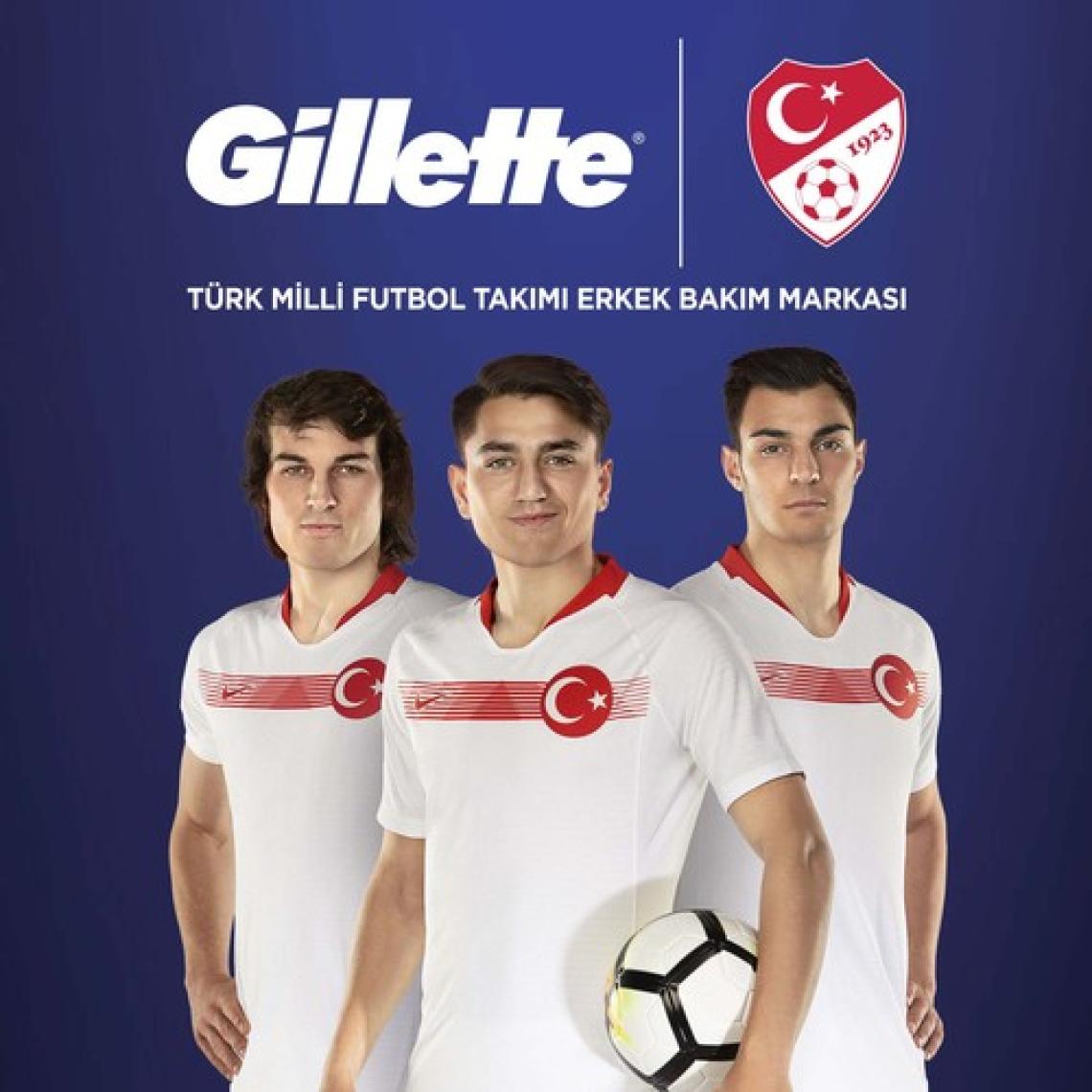 Gillette Fusion ProGlide FlexBall Tıraş Makinesi + 4 Yedek Tıraş Bıçağı
