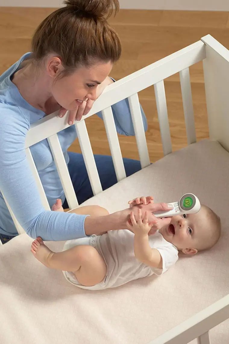 Braun BNT400 Temassız Alından Ateş Ölçer Siyah