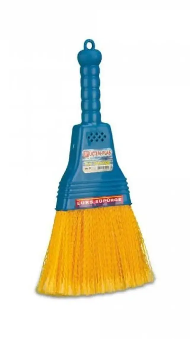 Üçtem LUX001 Plastik Süpürge Lux No 1