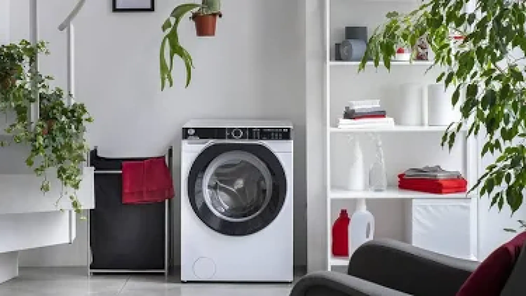 Hoover HW 210AMBS/1-17 10 kg Wi-Fi + Bluetooth Bağlantılı 1200 Devir Çamaşır Makinesi