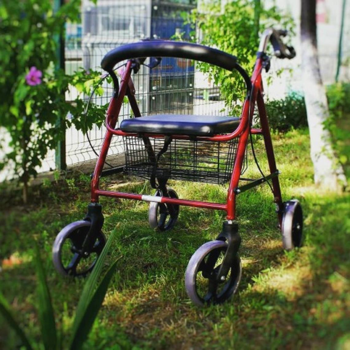 Poylin Tekerlekli, Frenli, Oturaklı, Sepetli, Hasta Yardım Yürümeç Rollator Poylin