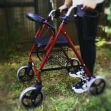Poylin Tekerlekli, Frenli, Oturaklı, Sepetli, Hasta Yardım Yürümeç Rollator Poylin