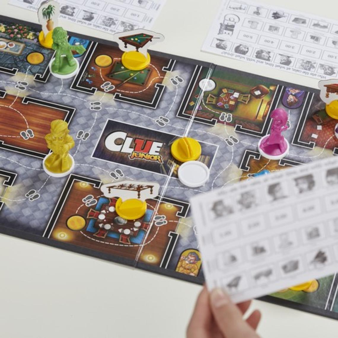 Hasbro Gaming Cluedo Yalanın Peşinde