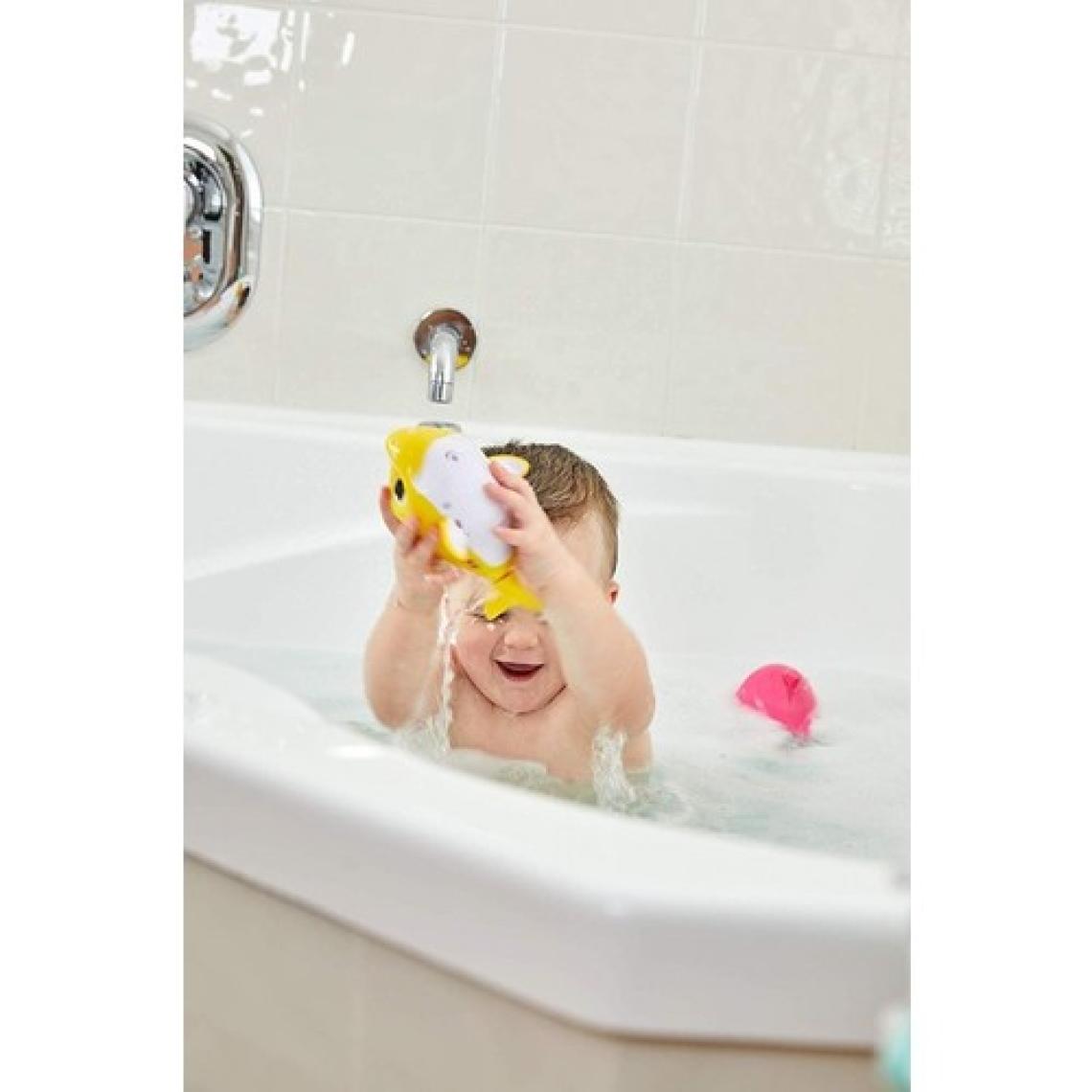 Giochi Preziosi Baby Shark Yüzen ve Sesli Figür
