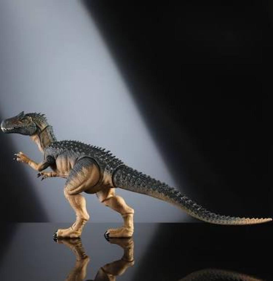 Jurassic World Hammond Koleksiyonu Allosaurus Figürü 53 cm JCG13