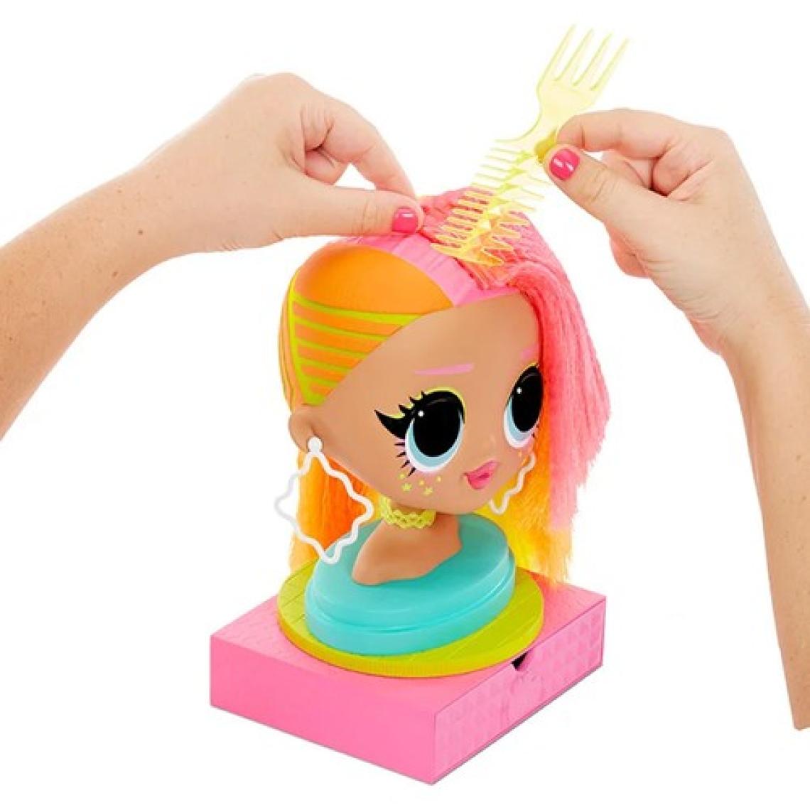 L.O.L. Surprise OMG Çok Gizli Bebekler L.O.L. Büst Styling Head Neonlicious