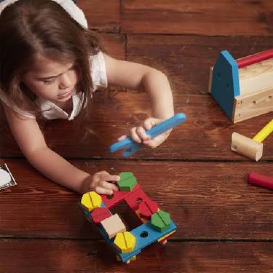Melissa & Doug Ahşap Takım Çantası