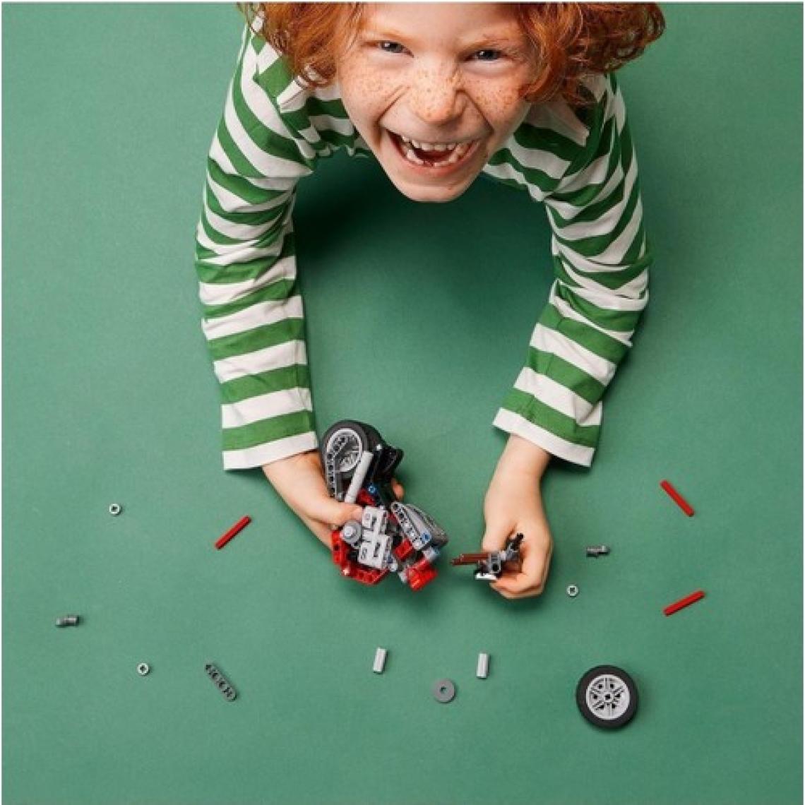 LEGO ® Technic Motosiklet 42132 – 7 Yaş ve Üzeri Çocuklar İçin Koleksiyonluk Yapım Seti (160 Parça)