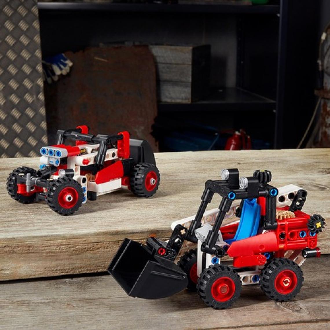 LEGO Technic Nokta Dönüşlü Yükleyici 42116