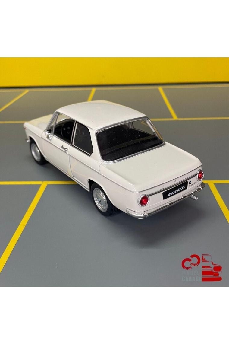 Welly 1:24 Bmw 2002 Ti Beyaz Model Araba