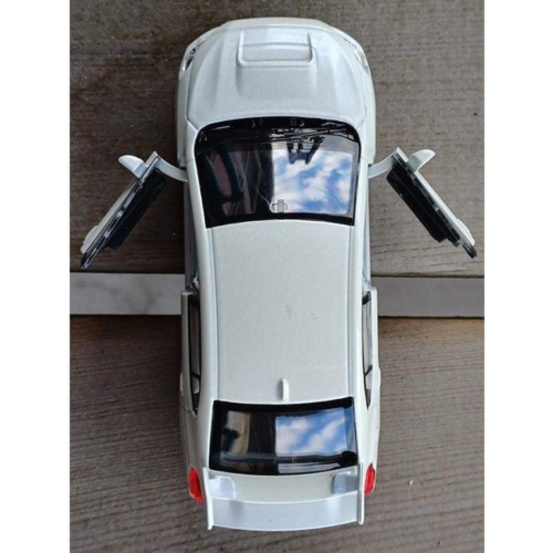 Welly Lisanslı Subaru Wrz Stı Çek Bırak Model Metal Araba (1:34) 43693D