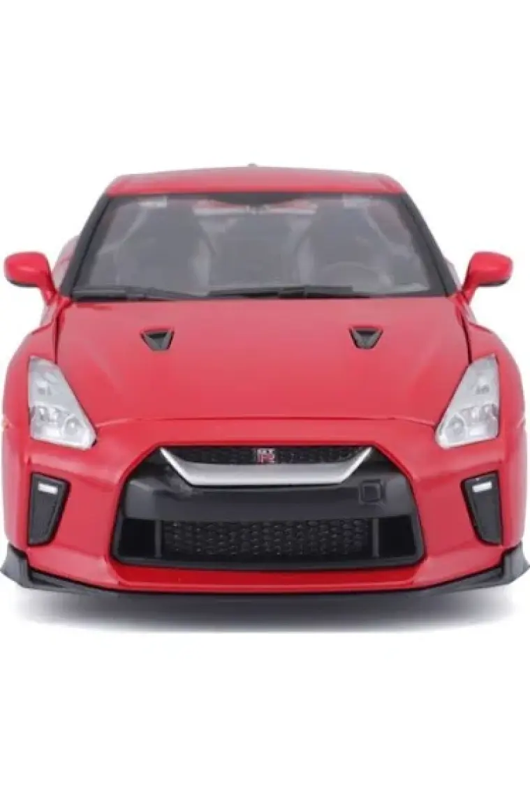 21082 Burago 1:24 Nissan Gt-R 2017 Model Araba