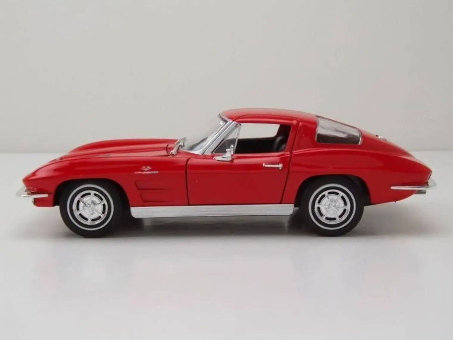 Welly 1:24 1963 Chevrolet Corvette