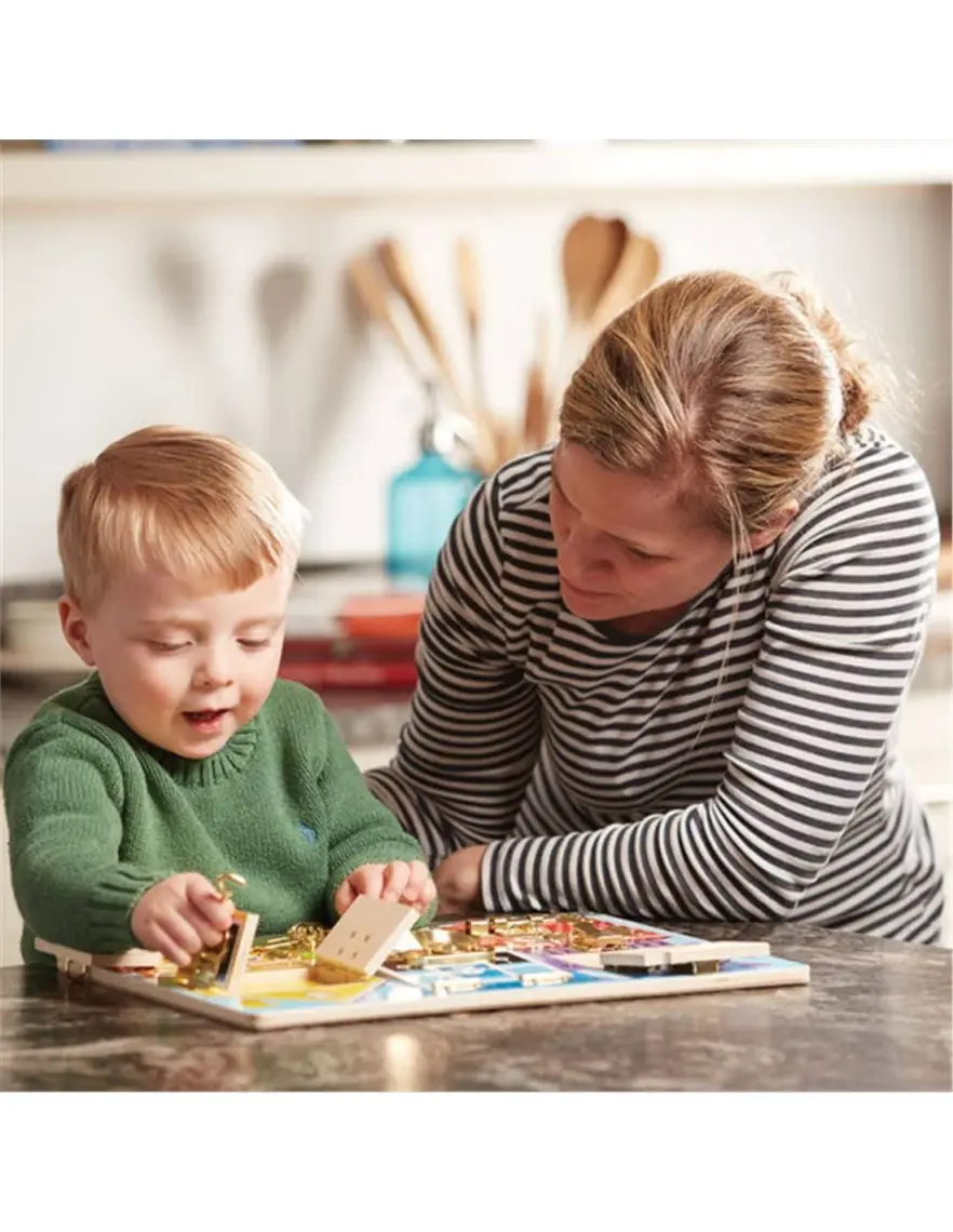 Melissa&Doug Ahşap Çilingir Tahtası