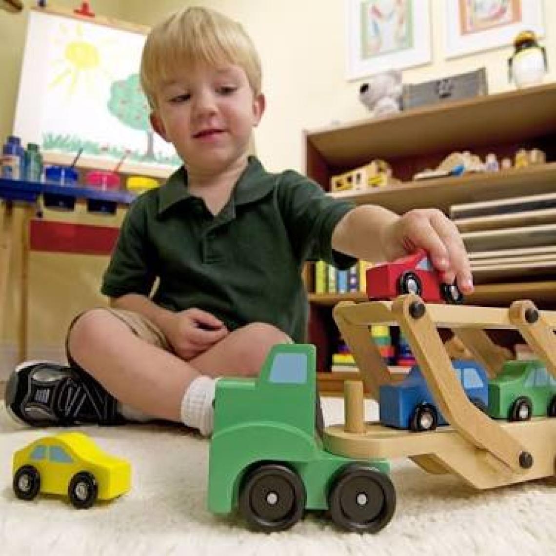 Melissa&Doug Ahşap Araba Taşıyıcı