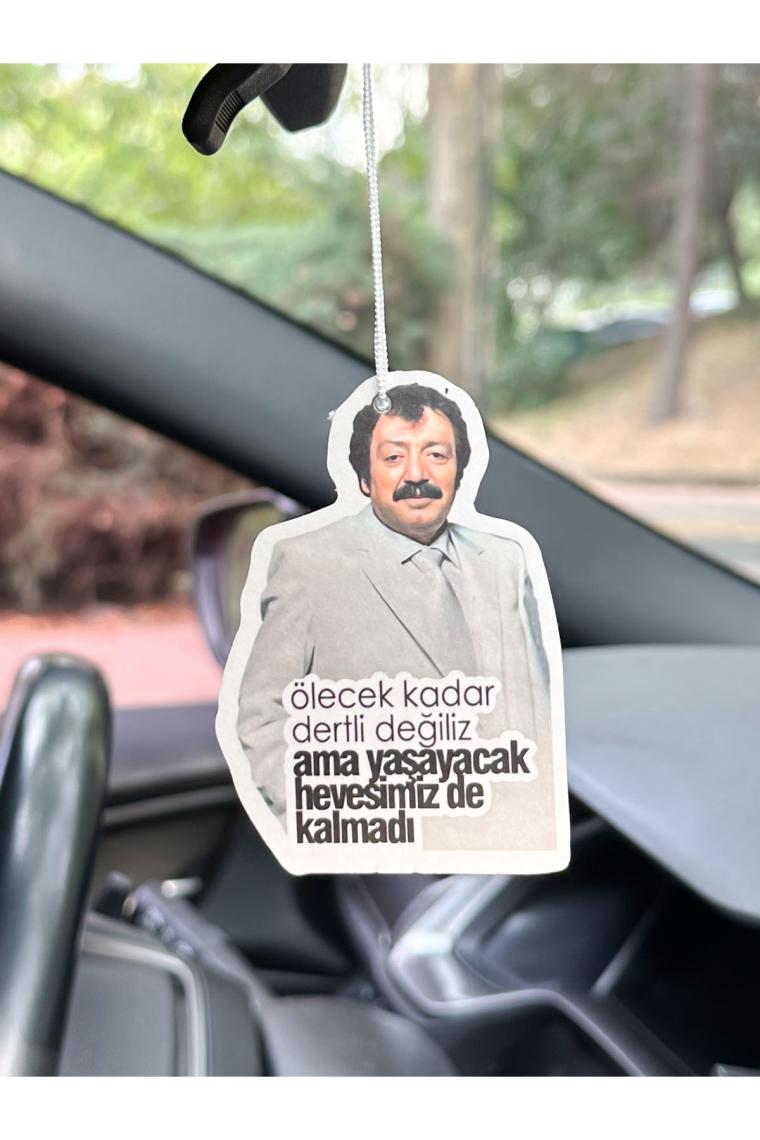 odaburada Müslüm Baba Hevesimiz Kalmadı Tasarımlı Dekoratif Oto Araç Kokusu ve Aksesuarı