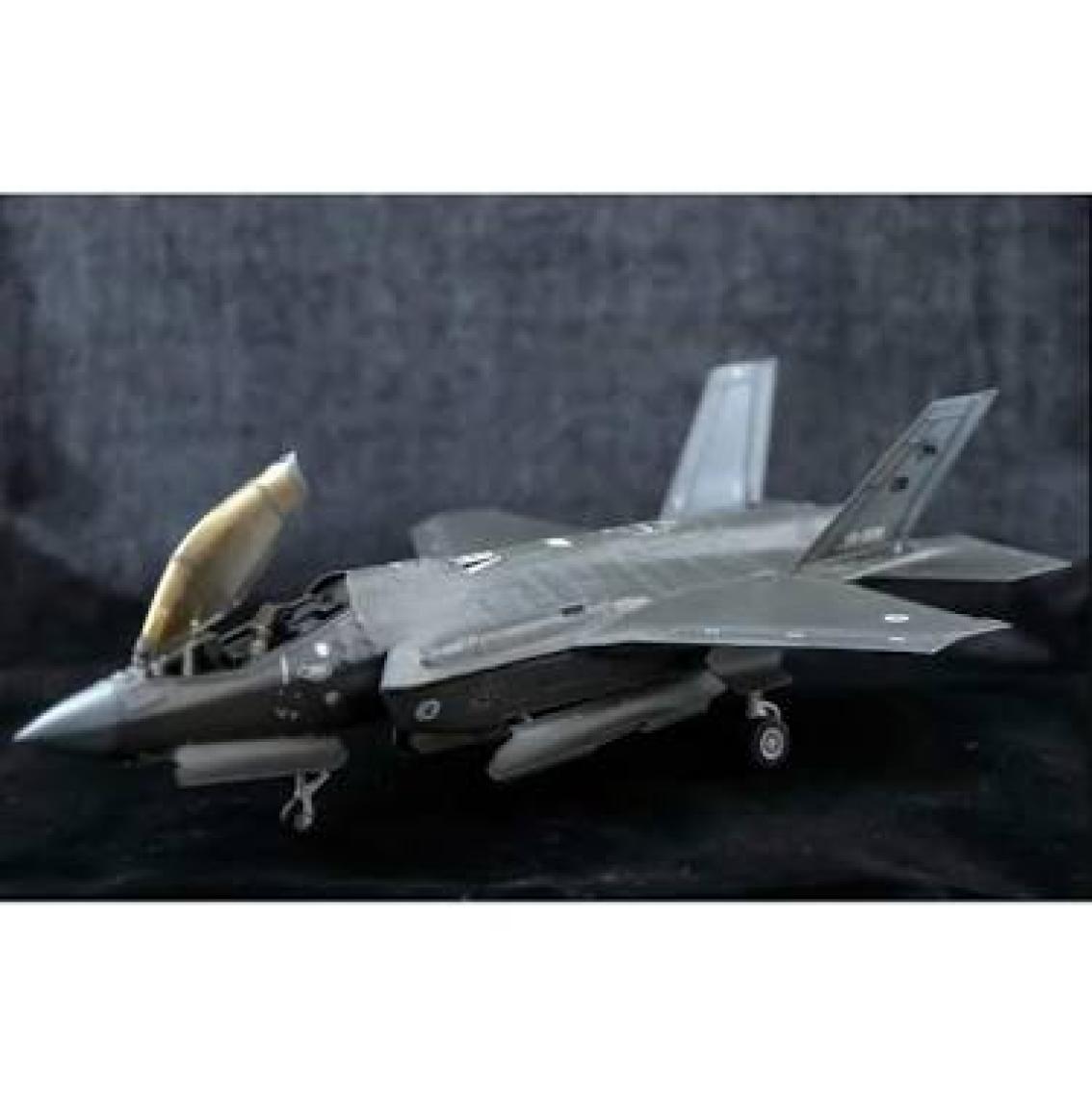 Pm Model Crewturk F-35A " Lıghtnıng Iı " Plastik Maket