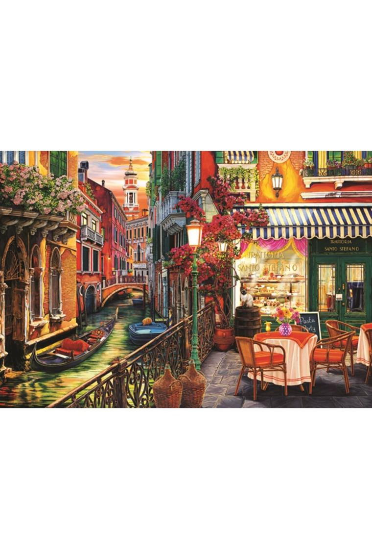 2000 Parça Venetian Cafe 3952