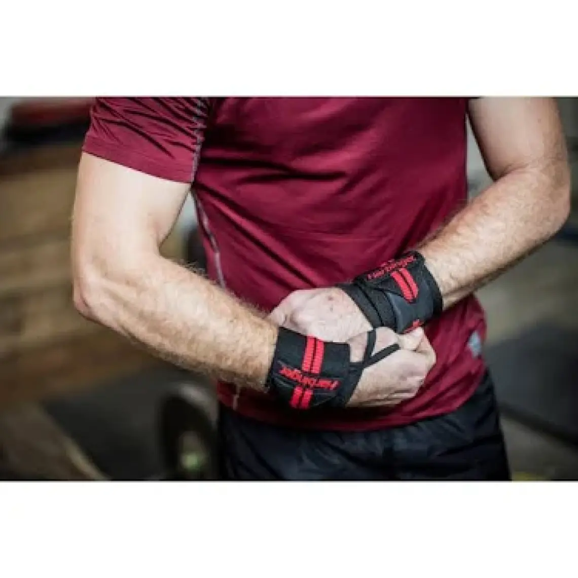 HRB.360548 Harbinger Red Line Wrist Wraps 18 Unisex Kemer Black/red