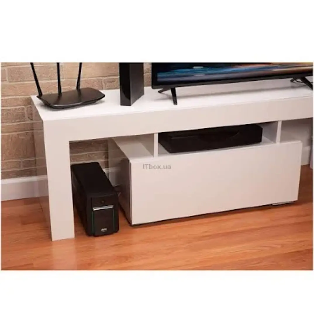 APC BVX700LI-GR Easy-UPS 700VA 230V Avr Schuko Sockets