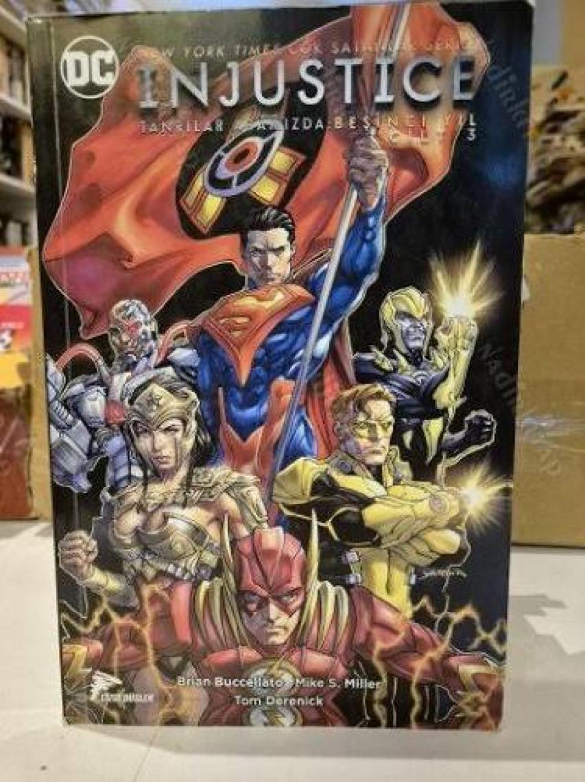 Injustice - Tanrılar Aramızda 5.Yıl Cilt 3 - Brian Buccellato